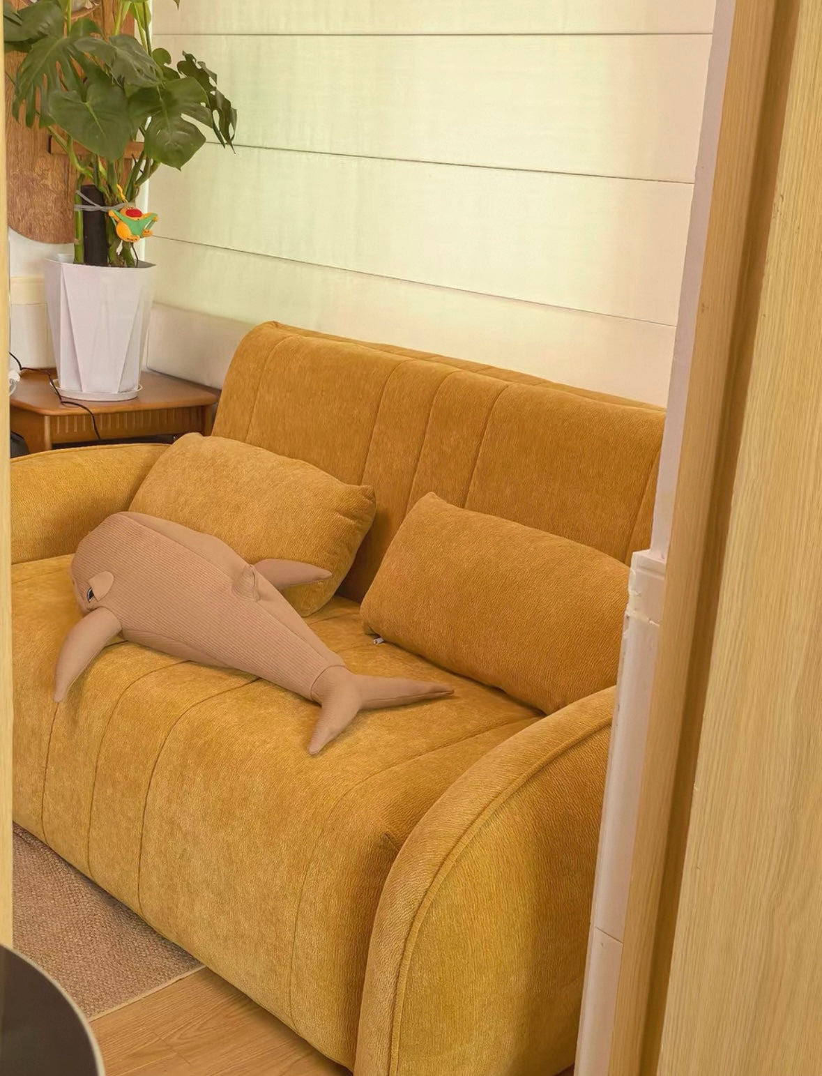 Reila Electric Extendable Sofa Bed
