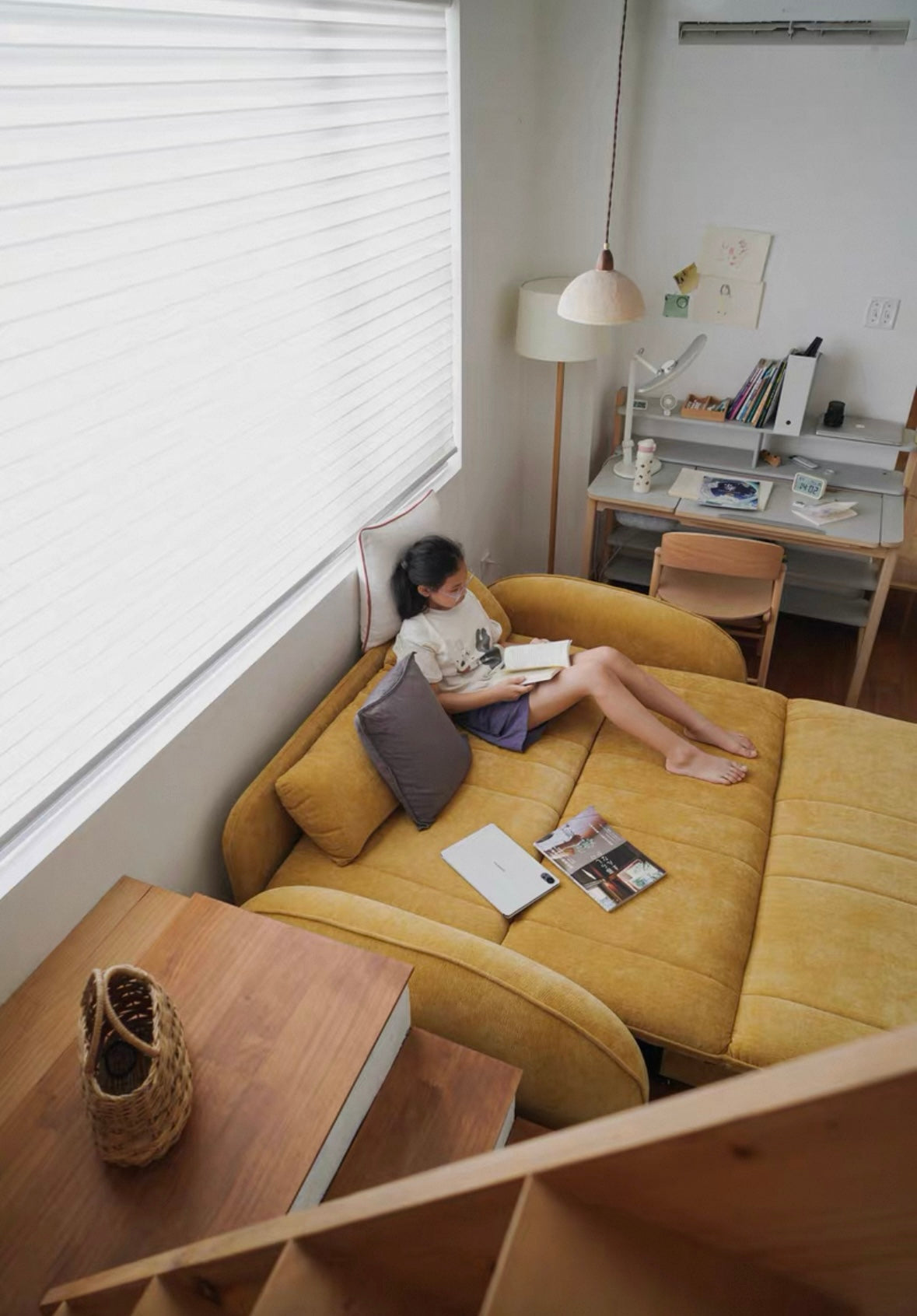 Reila Electric Extendable Sofa Bed
