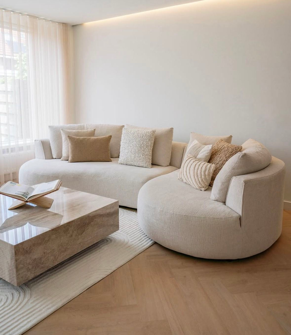 Riveria Sectional Curve Sofa