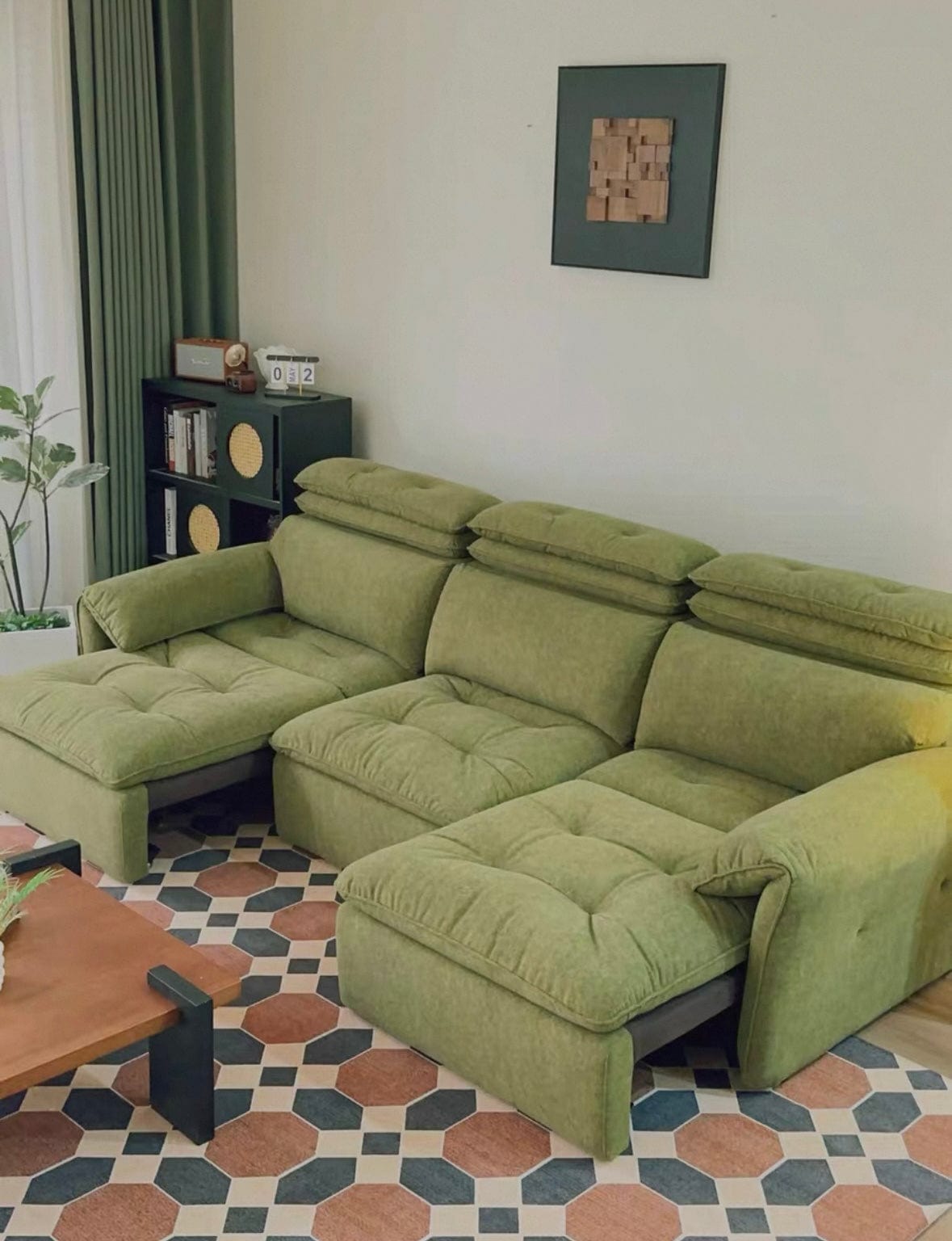 Greken Scratch Resistant Electric Extendable Sofa Bed