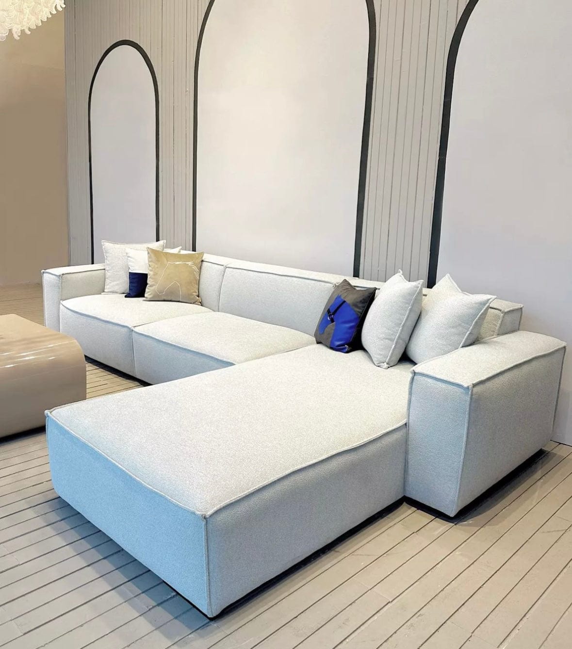 Home Atelier Aureus Scratch Resistant Sofa