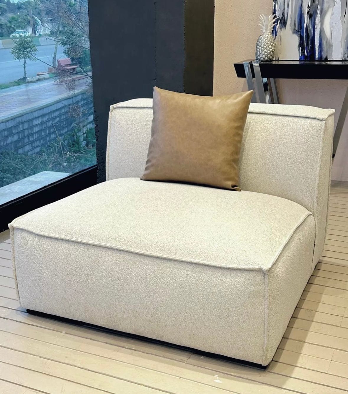 Home Atelier Aureus Scratch Resistant Sofa