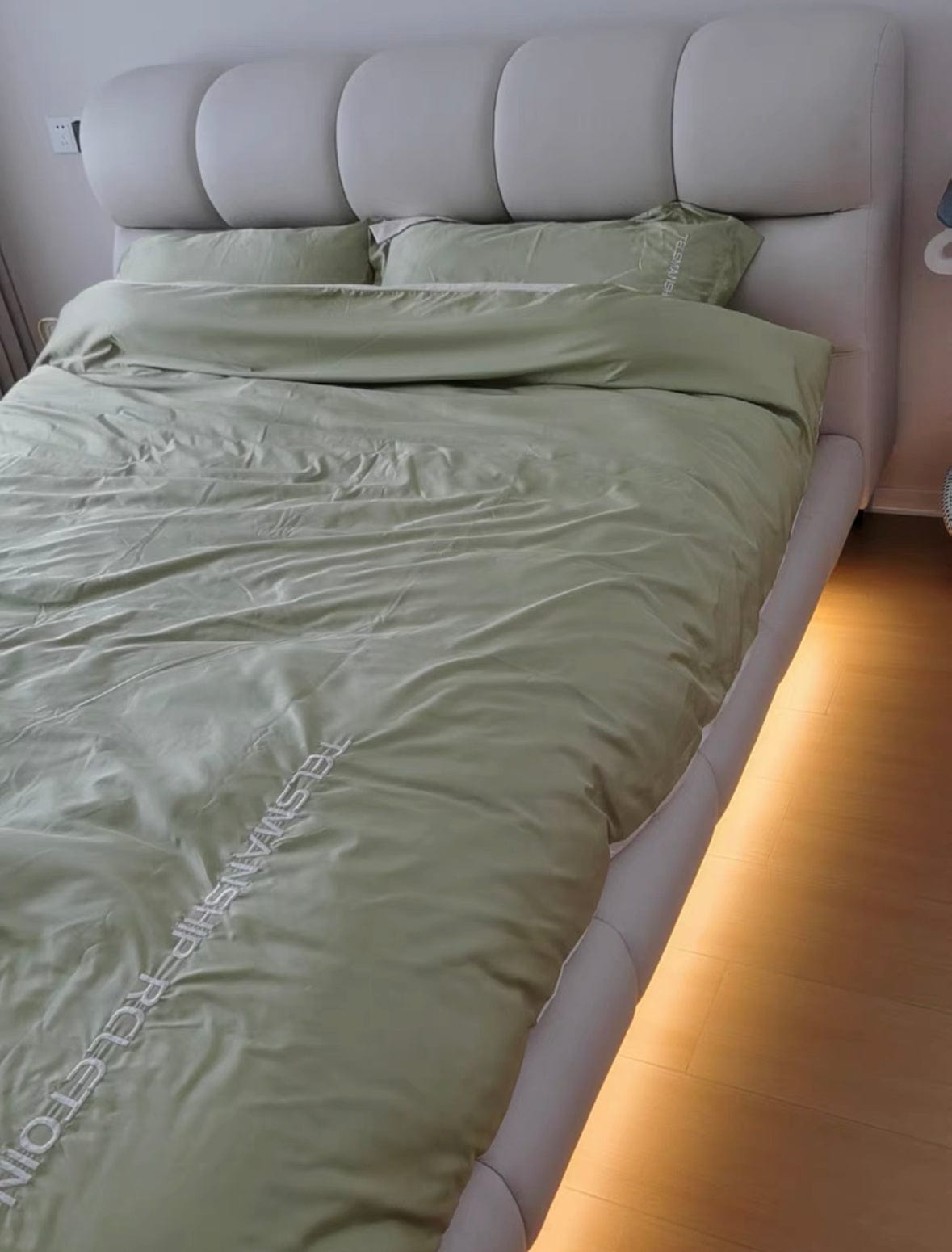 home-atelier-f31a Haus Floating Bed Frame