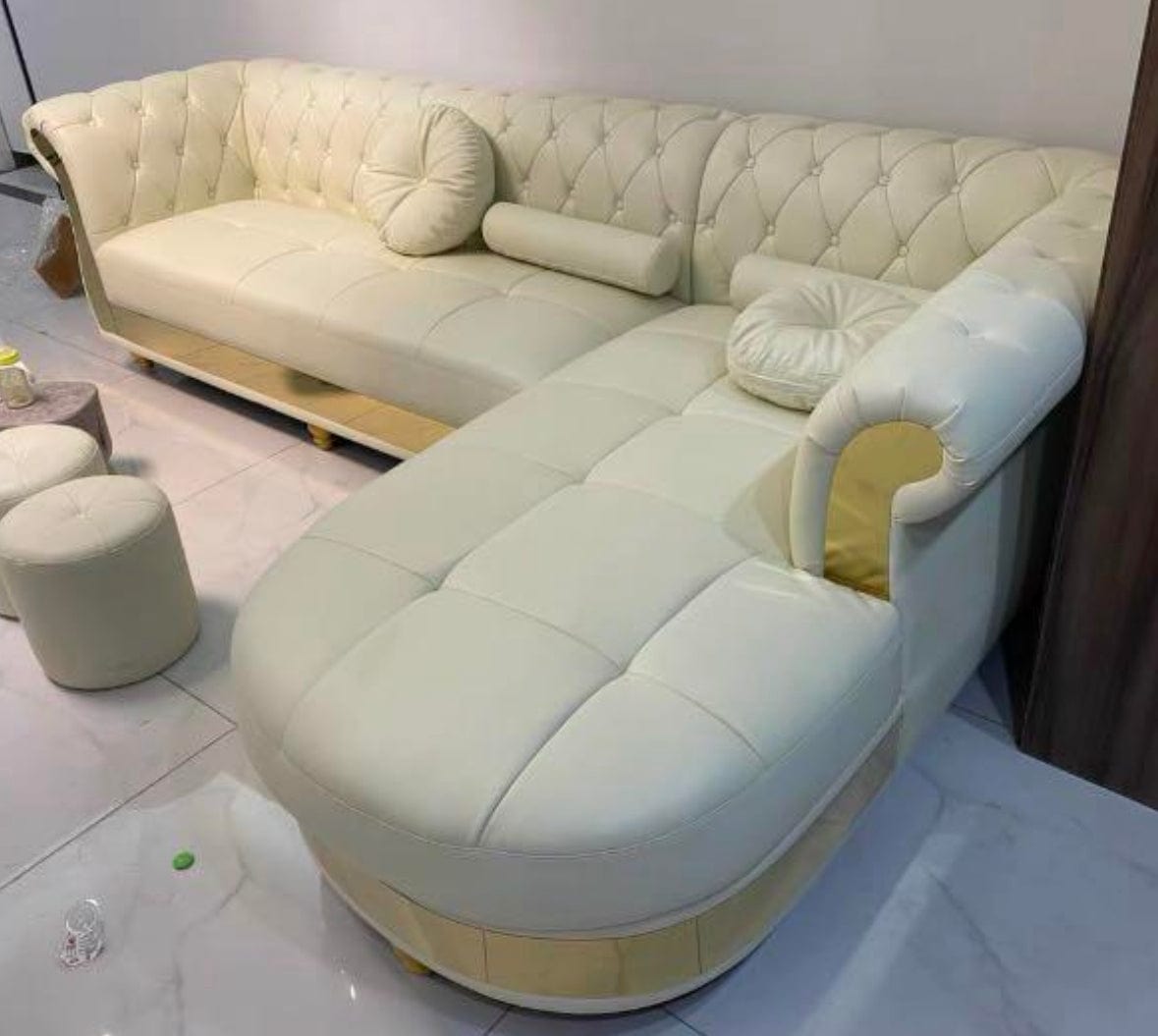 home-atelier-f31a Raul Sofa