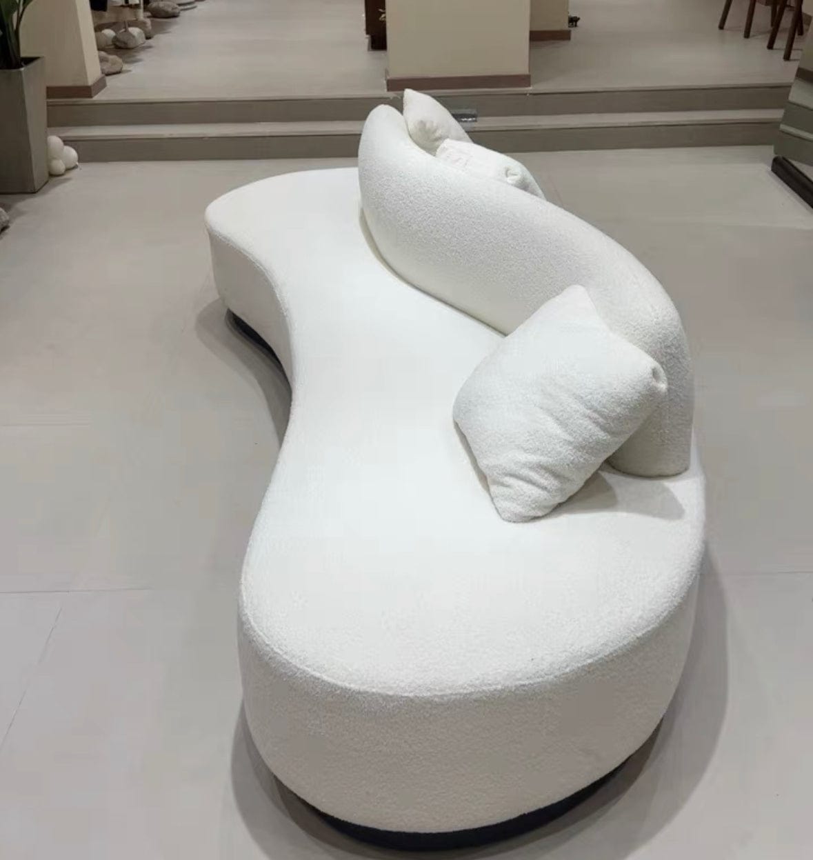 home-atelier-f31a Remi Curve Sofa