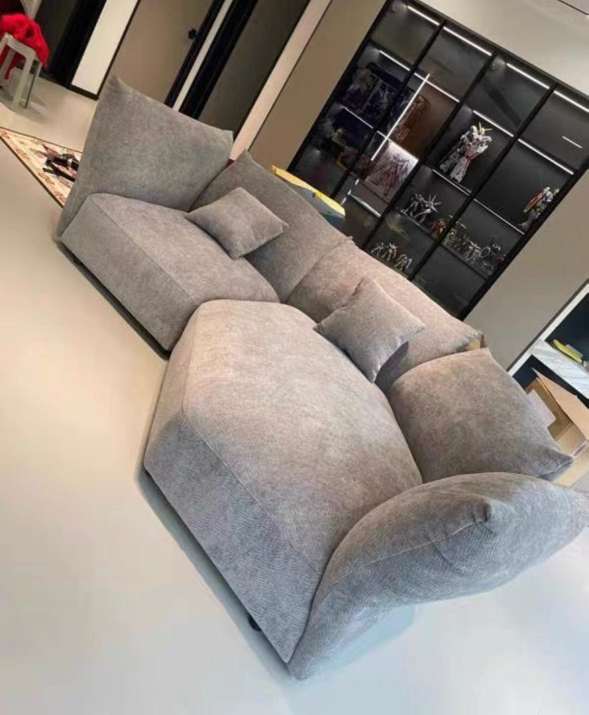 Home Atelier Floria Scratch Resistant Adjustable Backrest Sofa