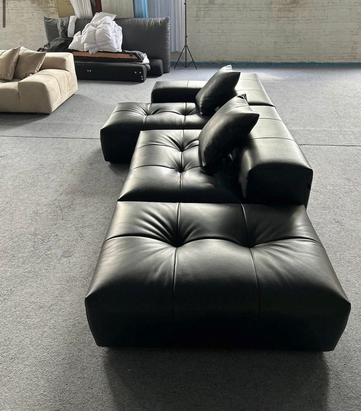 Home Atelier Hillford Scratch Resistant Leather Sofa