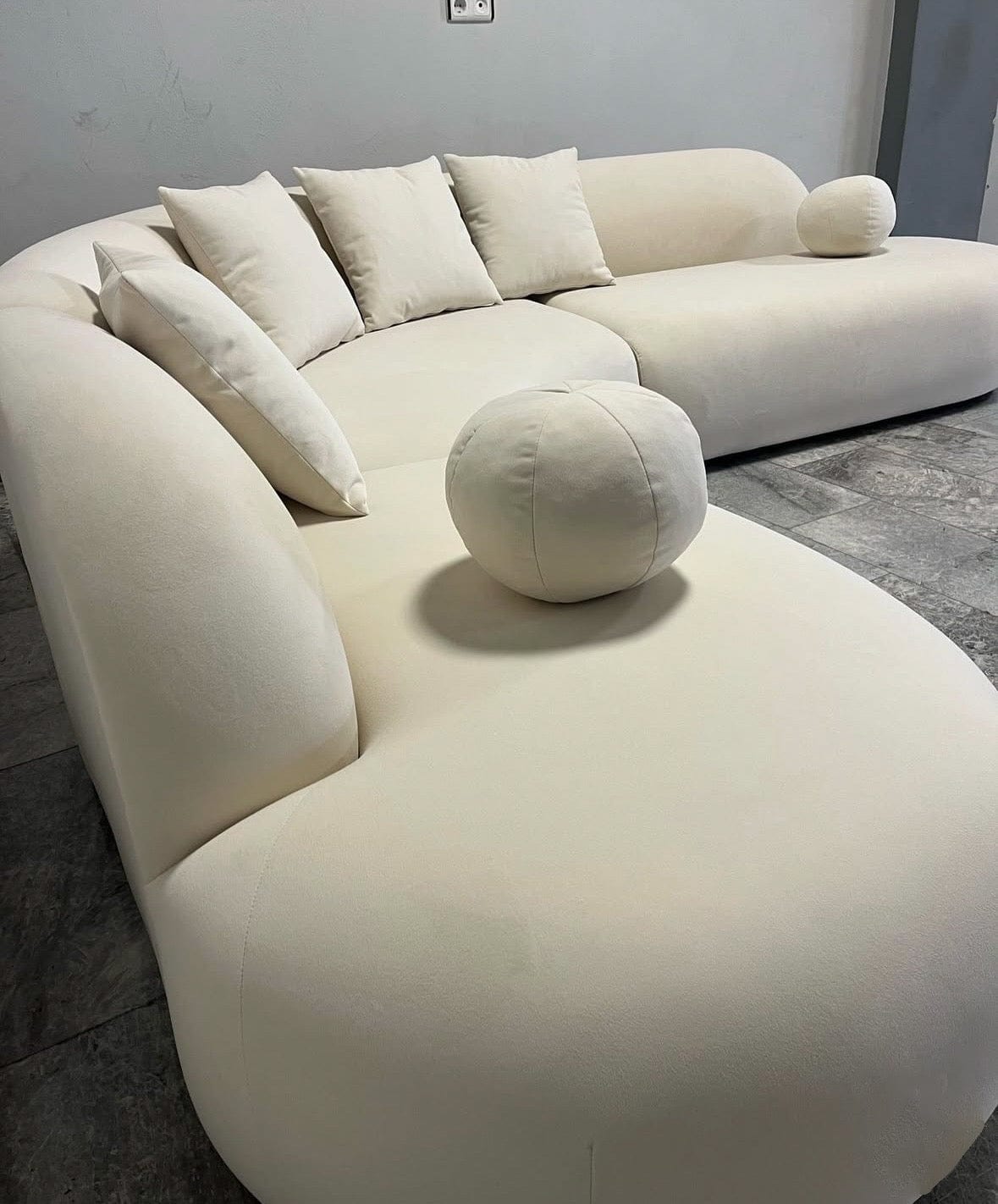 Home Atelier Lacos Performance Boucle Curve Sofa