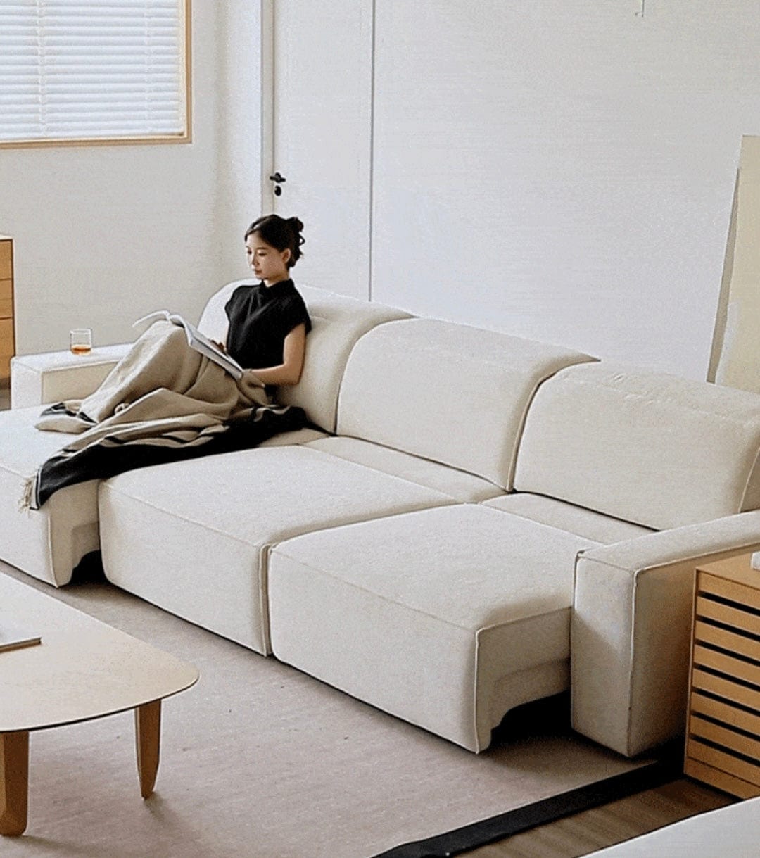 Home Atelier Laura Scratch Resistant Electric Sofa Bed