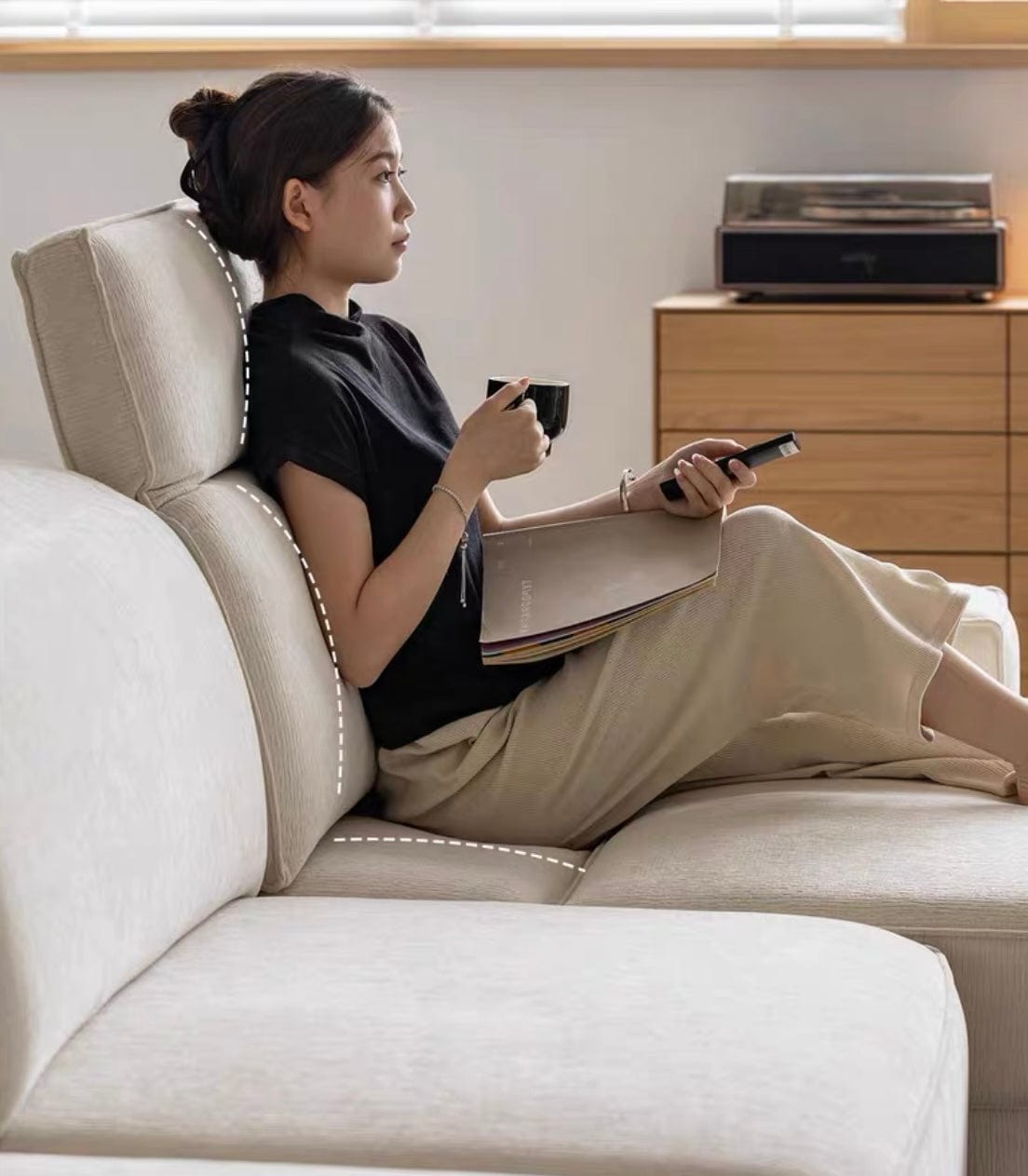Home Atelier Laura Scratch Resistant Electric Sofa Bed