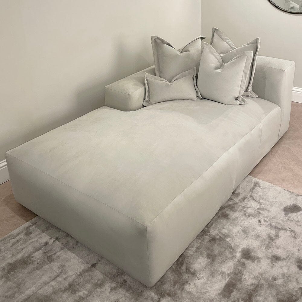 Home Atelier Leedon Scratch Resistant Curve Sofa