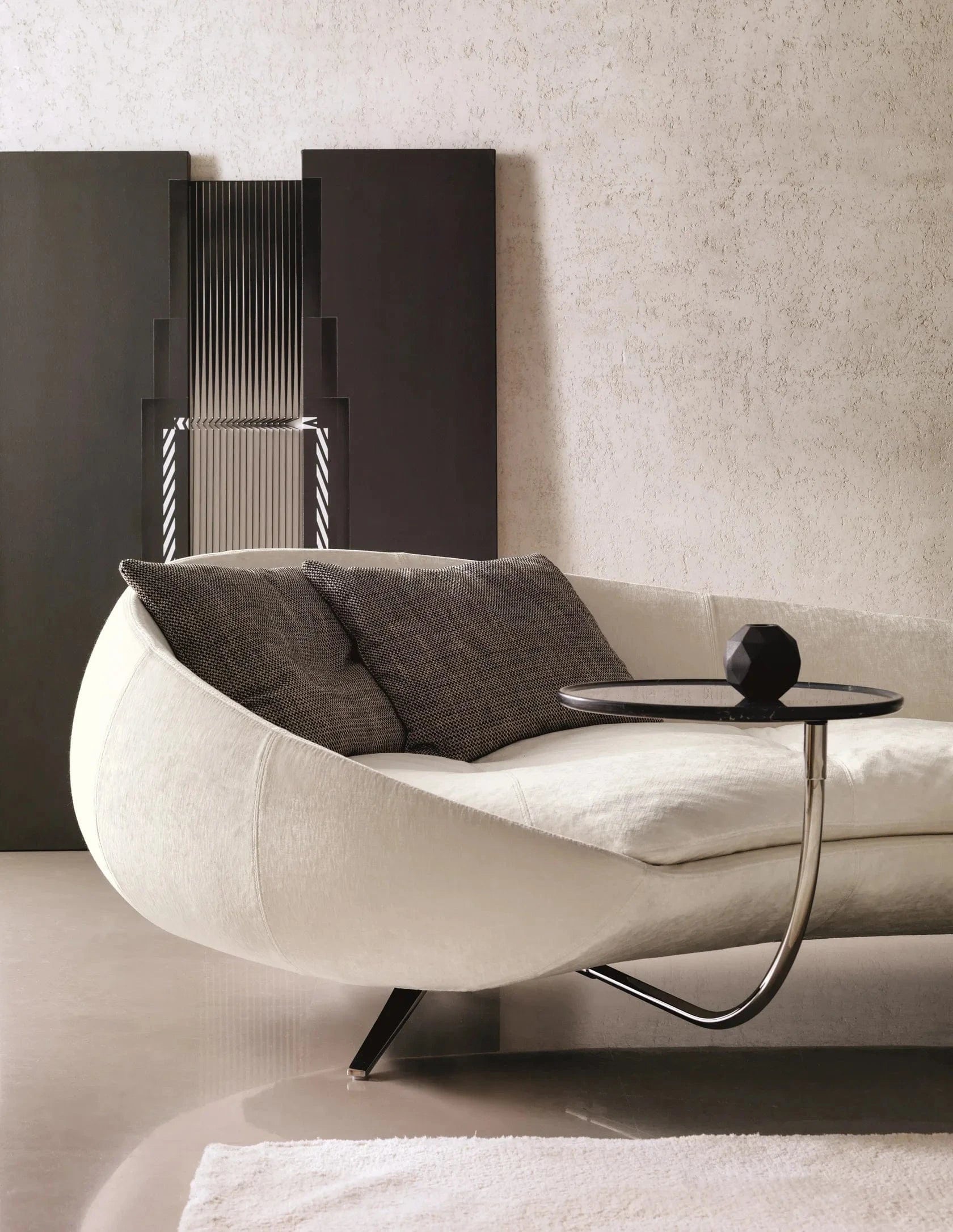 Home Atelier Markus Scratch Resistant Lounge Chaise Sofa