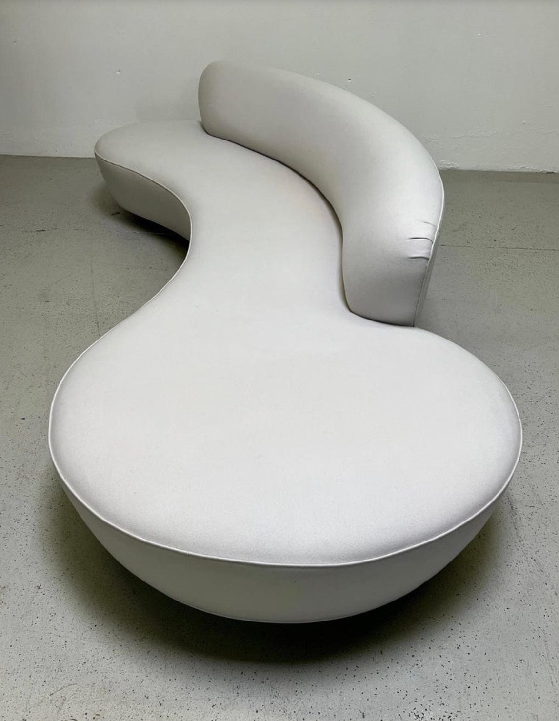 Home Atelier Seri Curve Sofa