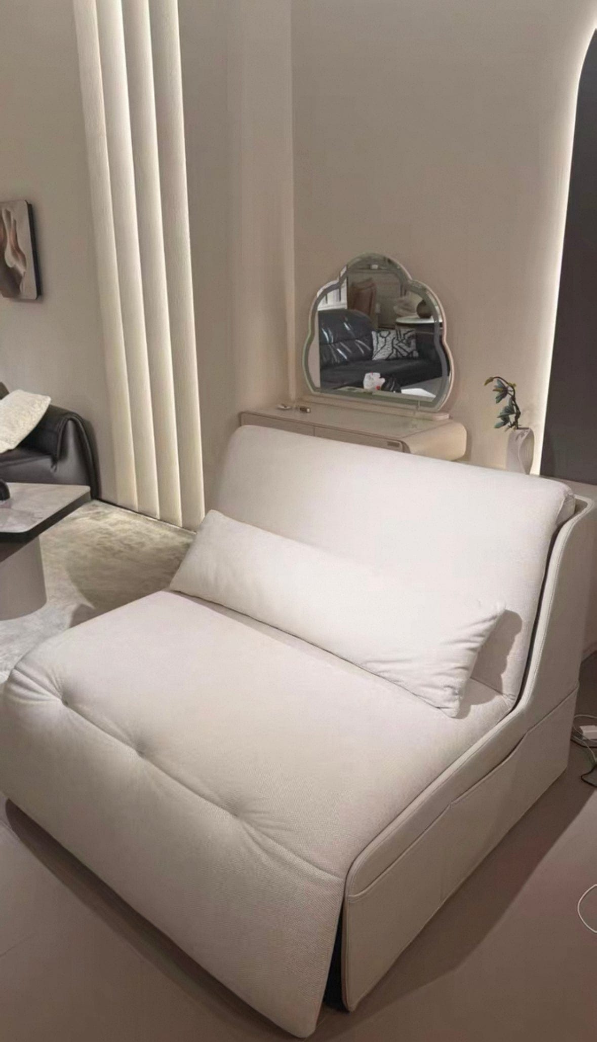 Home Atelier Tristan Scratch Resistant Electric Sofa Bed