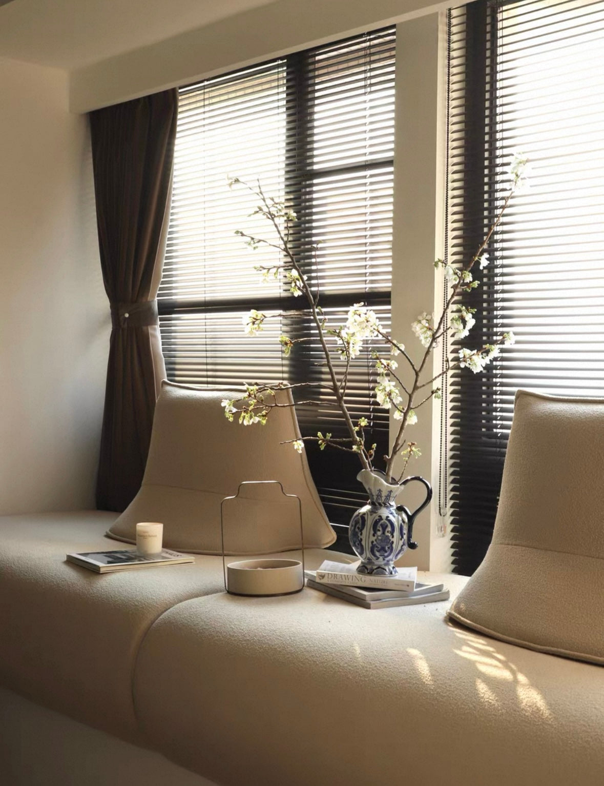 Renny Customise Bay Window Sofa