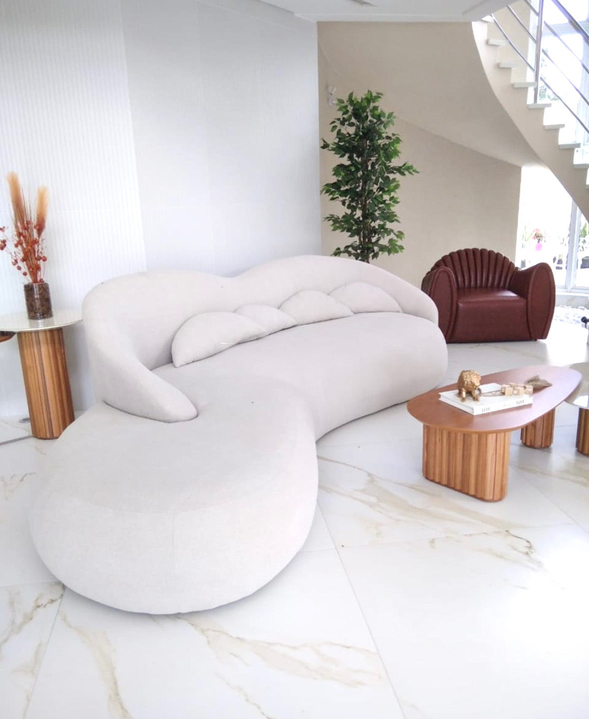 Levato Performance Boucle Curve Sofa