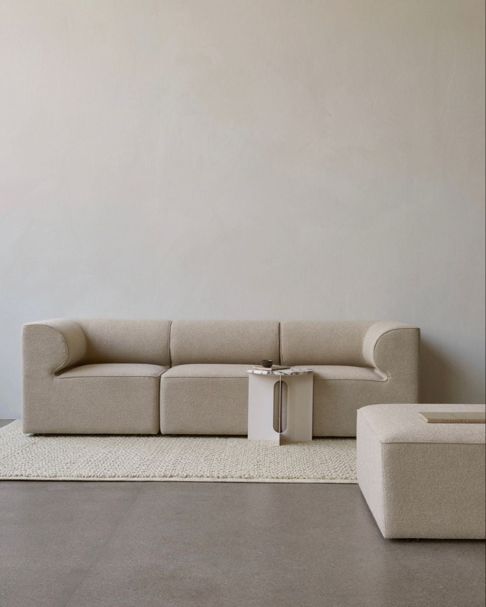 Yuric Scratch Resistant Sectional Sofa