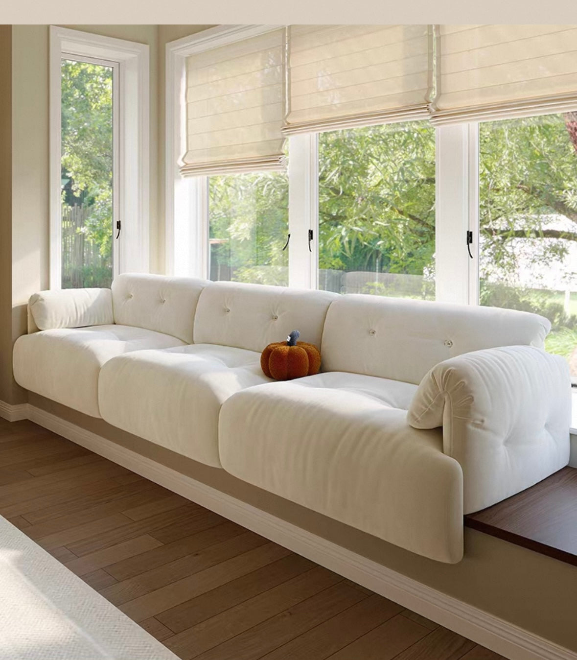 Esther Scratch Resistant Customise Bay Window Sofa