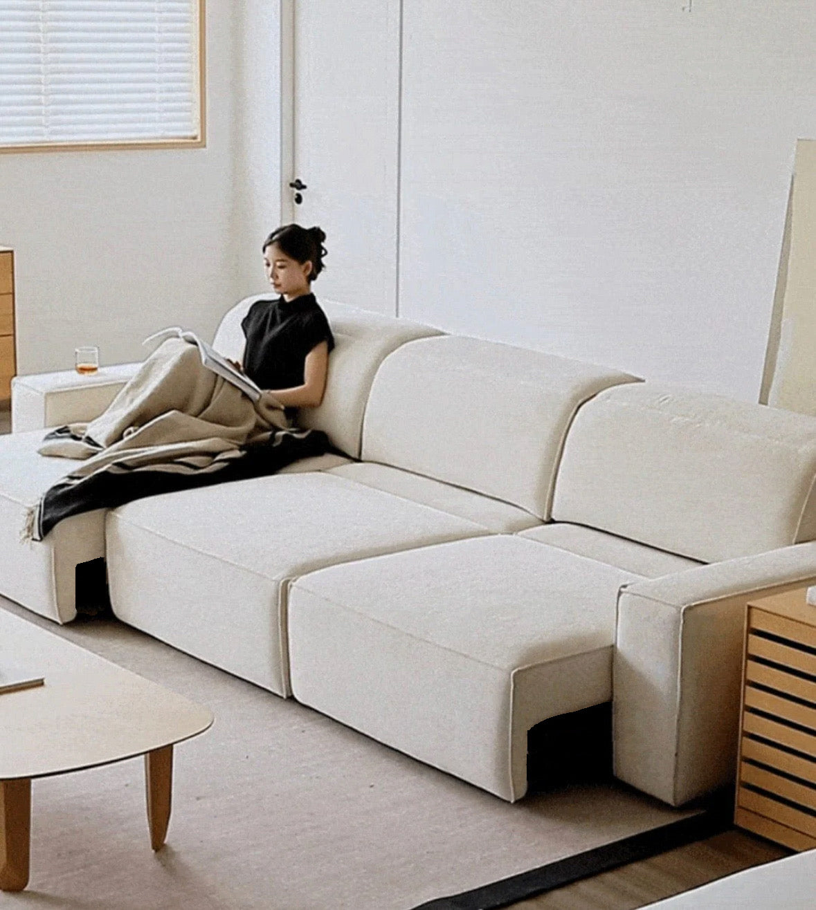 Laura Scratch Resistant Electric Sofa Bed