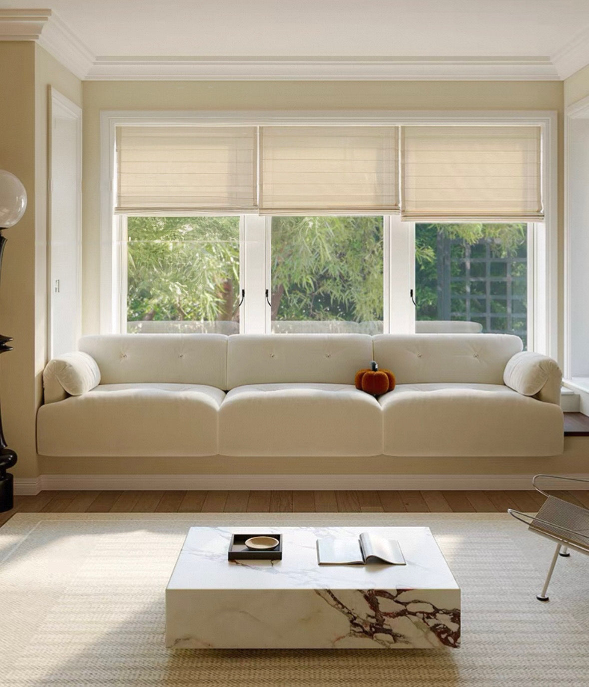 Esther Scratch Resistant Customise Bay Window Sofa
