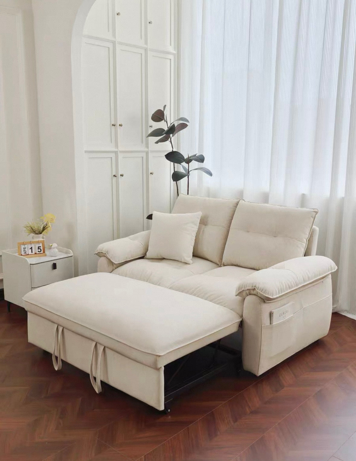Tila Scratch Resistant Sofa Bed