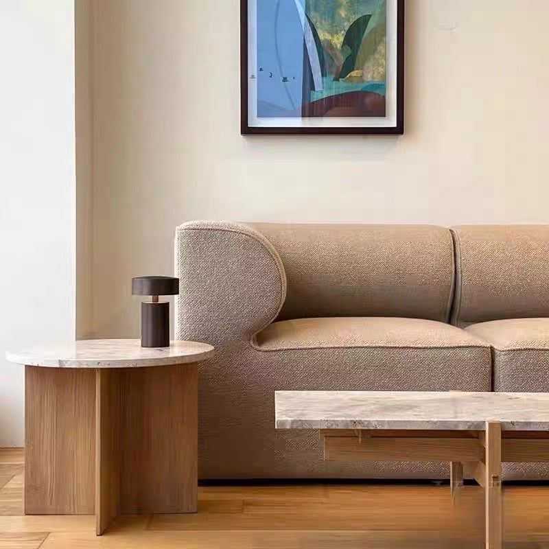 Yuric Scratch Resistant Sectional Sofa