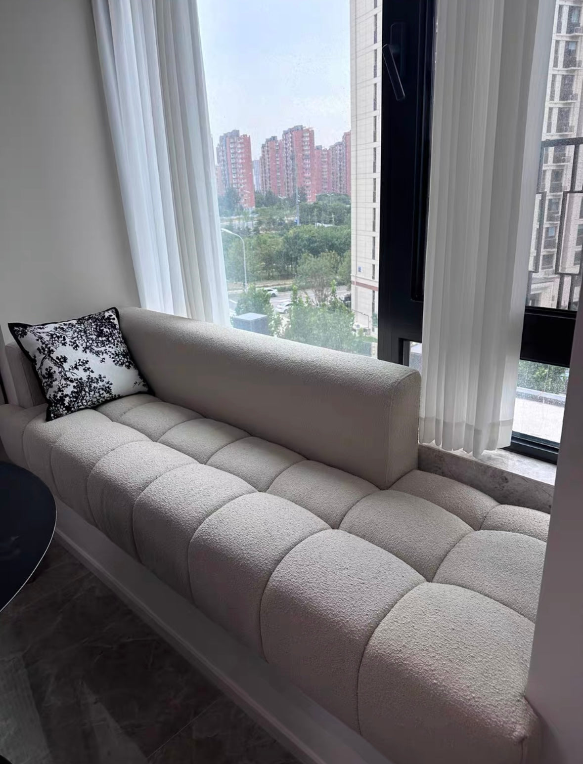 Allethia Customise Scratch Resistant Bay Window Sofa
