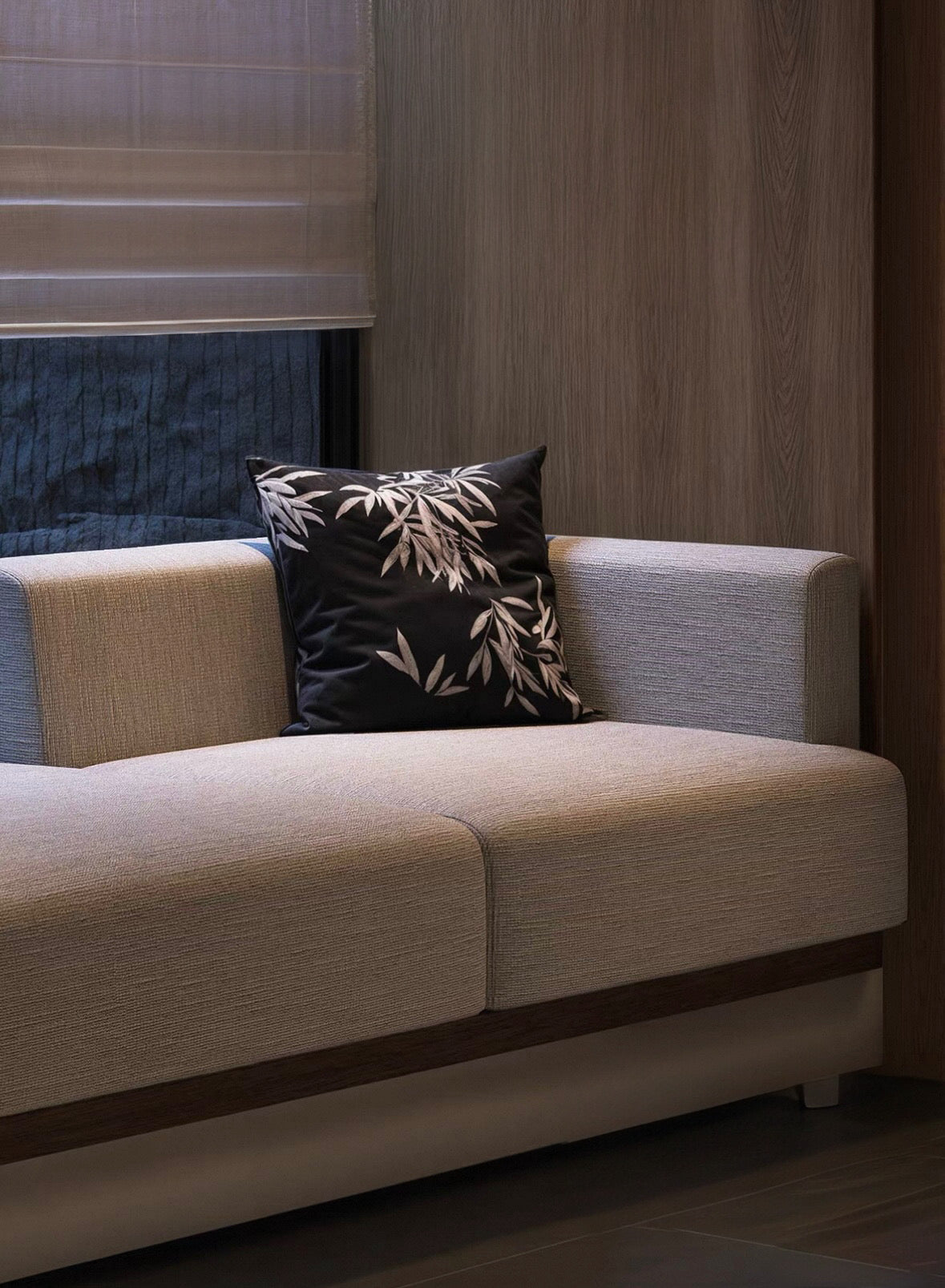 Jared Customise Bay Window Sofa