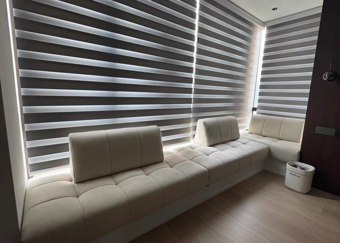 Milyon Scratch Resistant Customise Bay Window Sofa
