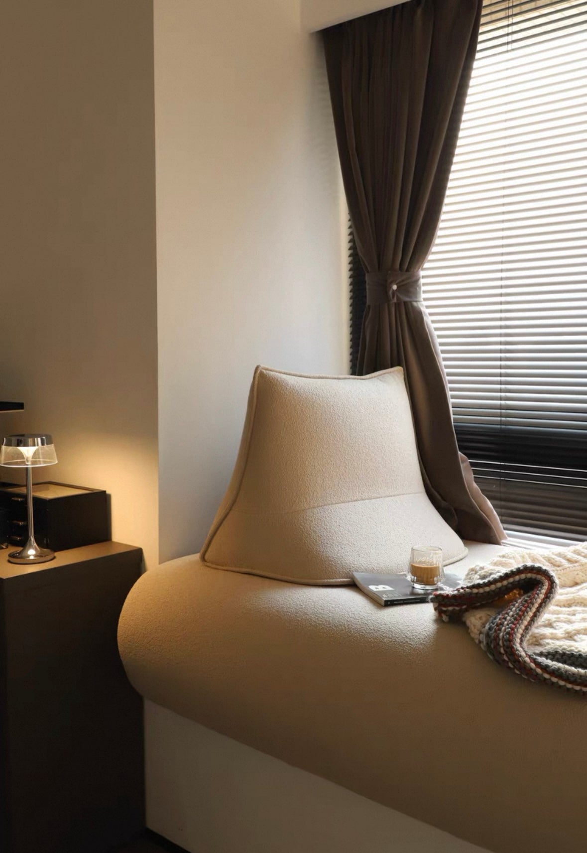 Renny Customise Bay Window Sofa