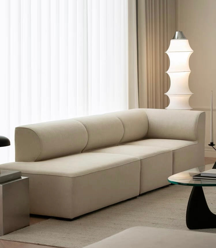 Yuric Scratch Resistant Sectional Sofa