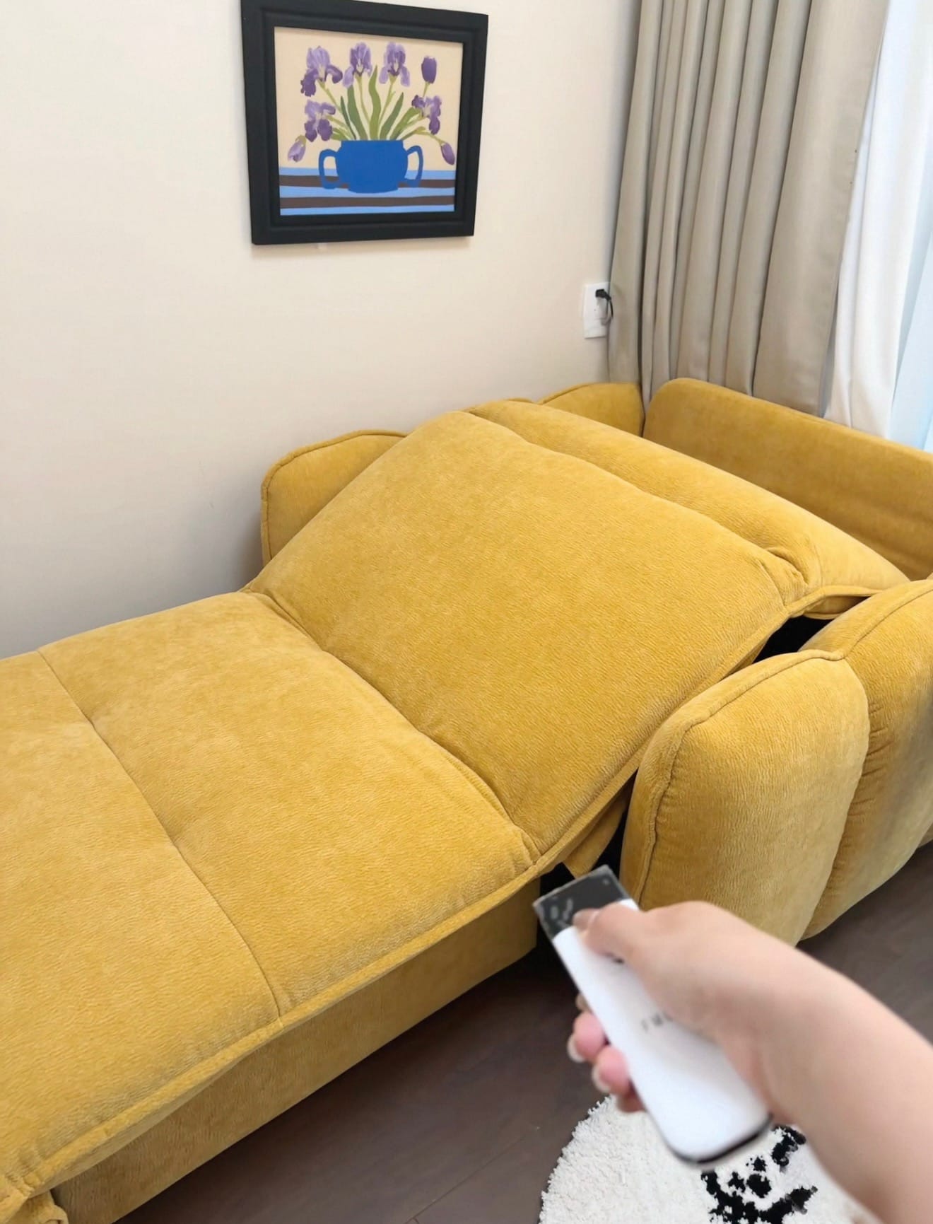Home Atelier Adam Electric Extendable Sofa Bed (Copy)