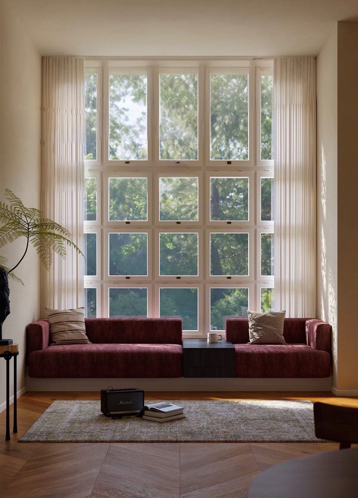 Home Atelier Boyle Customise Scratch Resistant Bay Window Sofa (Copy 2)