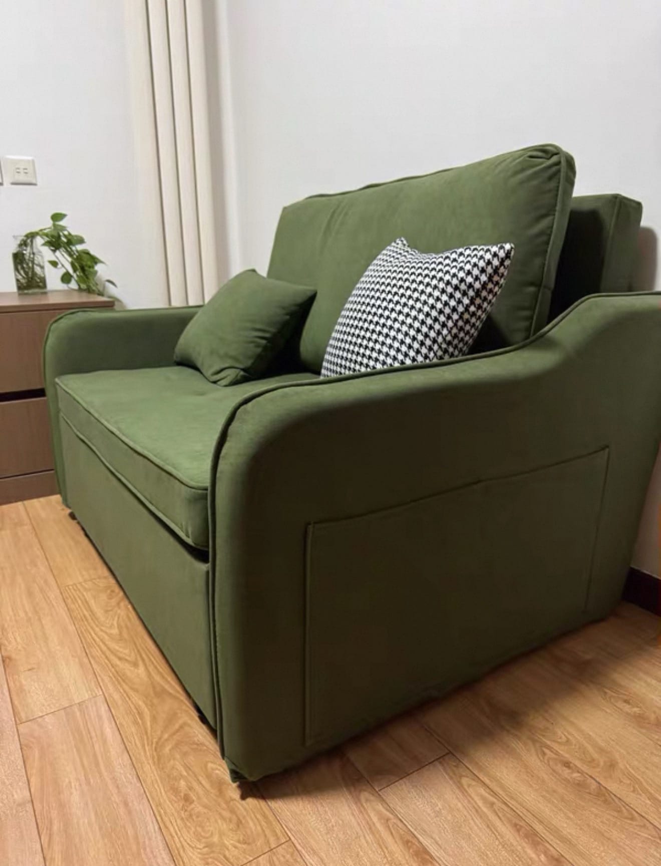 Home Atelier Clavo Pull-out Storage Sofa Bed (Copy)