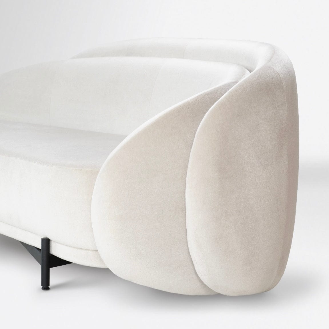 Home Atelier Erin Scratch Resistant Curve Sofa