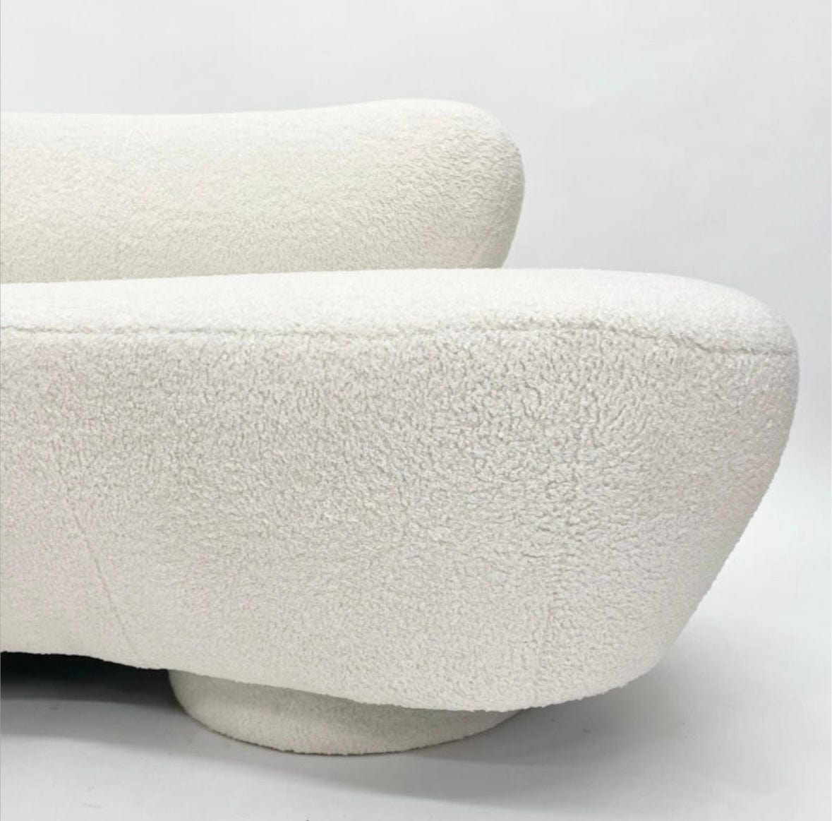 Home Atelier Gracia Curve Sofa