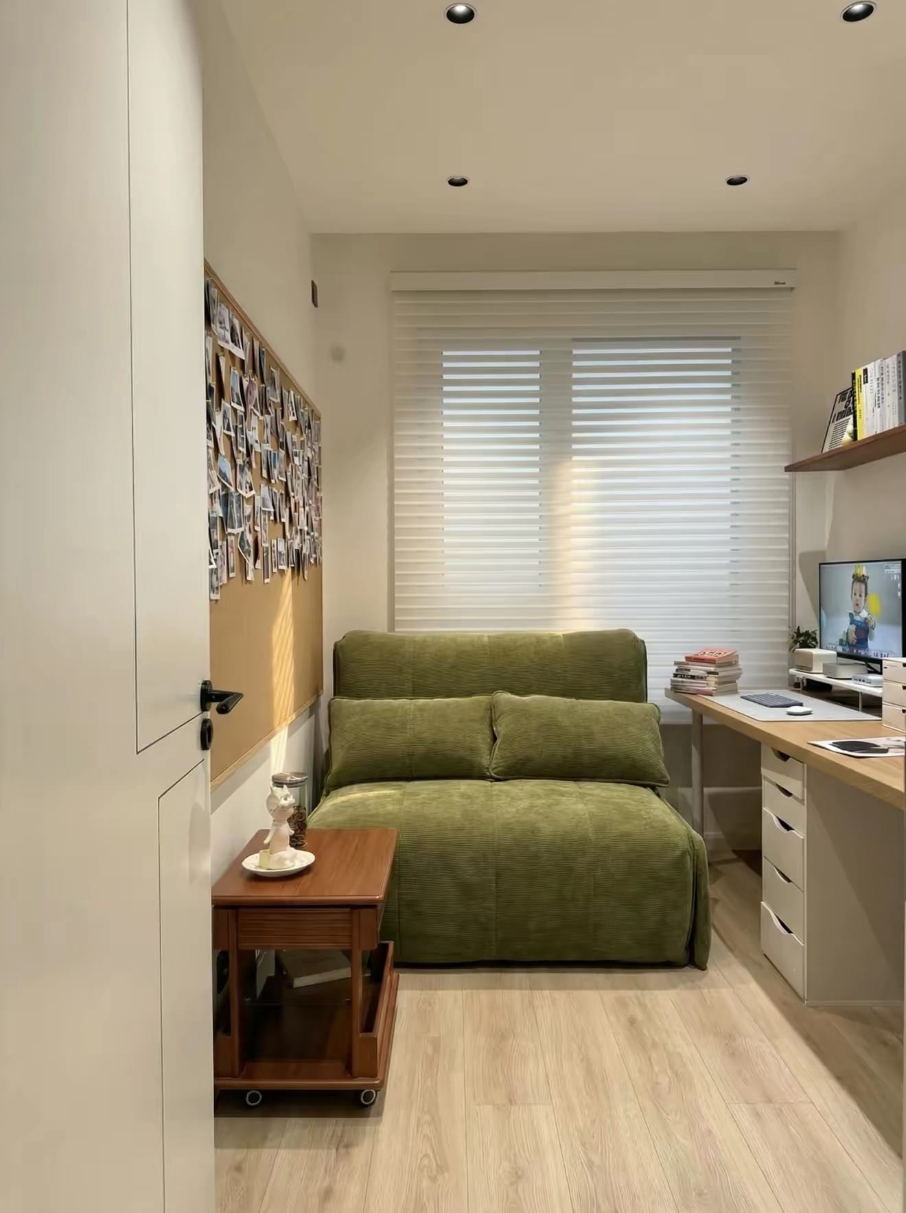 Home Atelier Jenkin Electric Extendable Sofa Bed