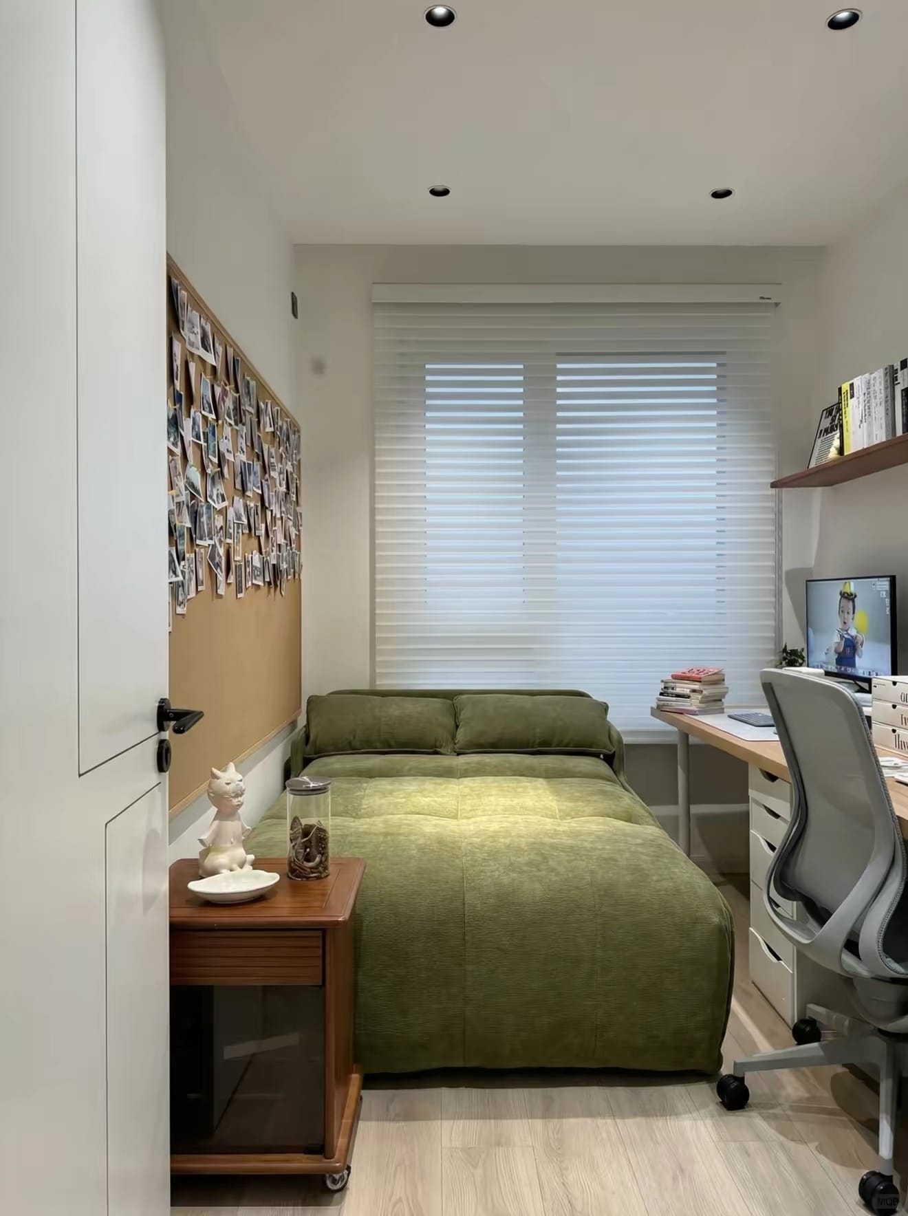 Home Atelier Jenkin Electric Extendable Sofa Bed