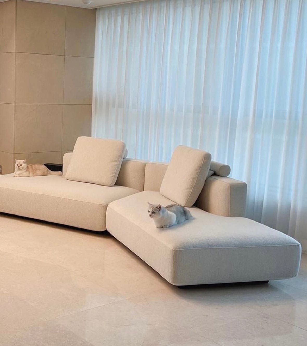 Home Atelier Kai Sectional Curve Sofa