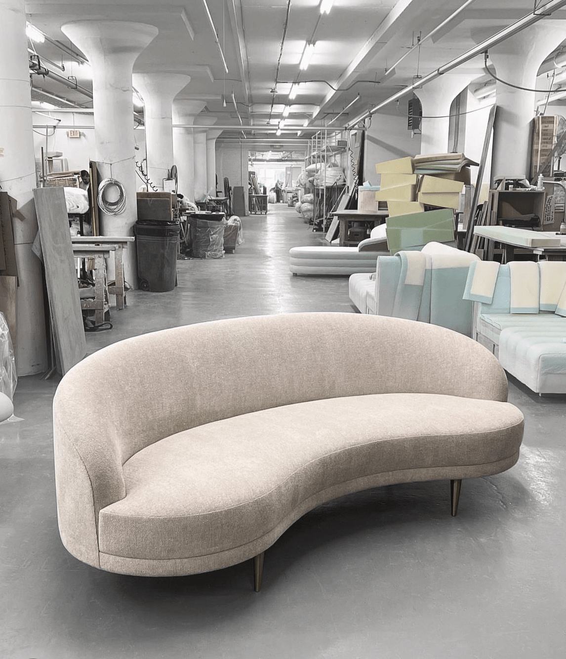 Home Atelier Kanen Scratch Resistant Curve Sofa