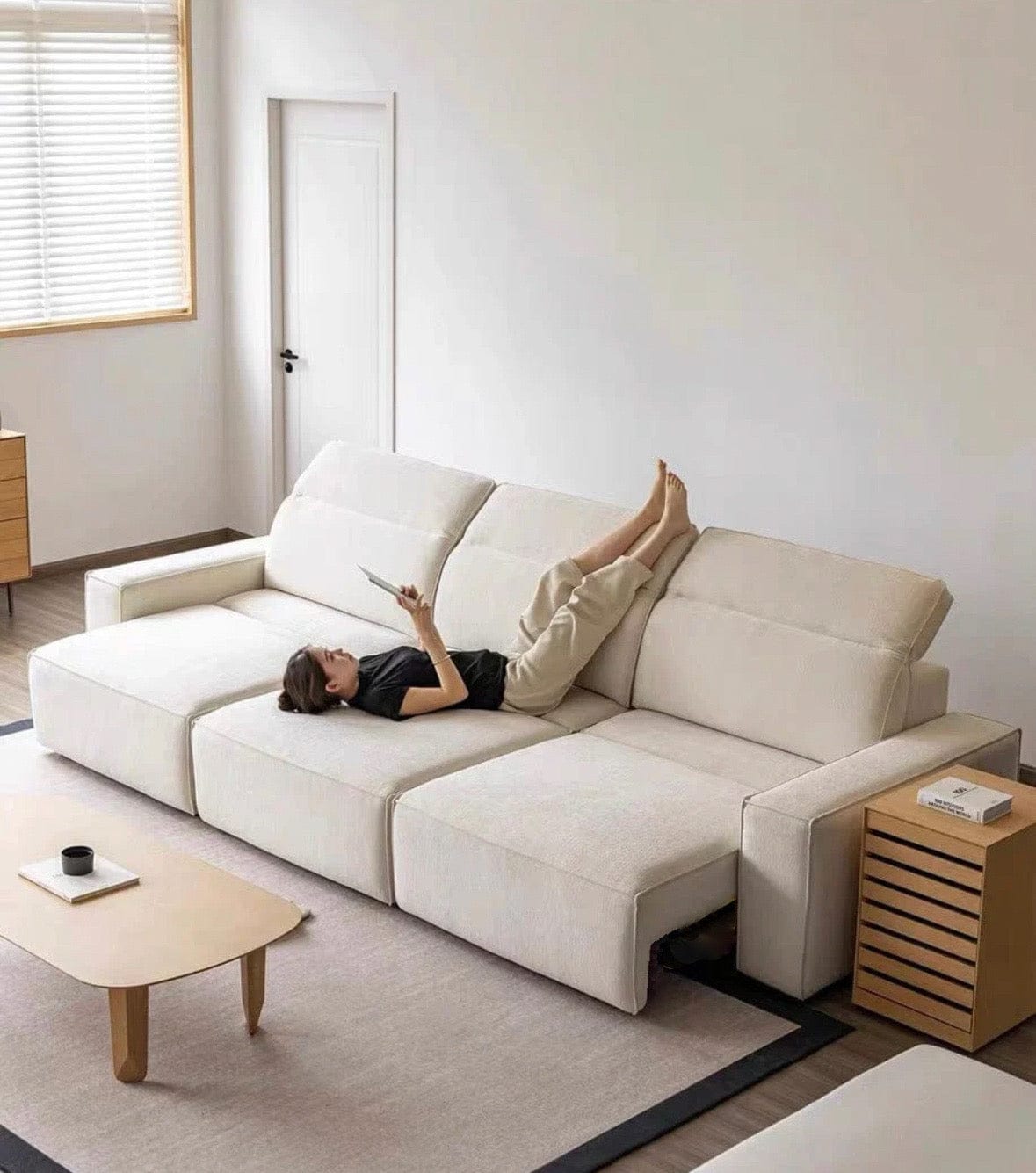 Home Atelier Laura Scratch Resistant Electric Sofa Bed