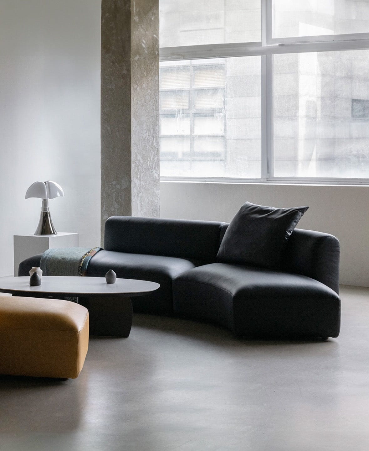 Home Atelier Liam Scratch Resistant Curve Sofa