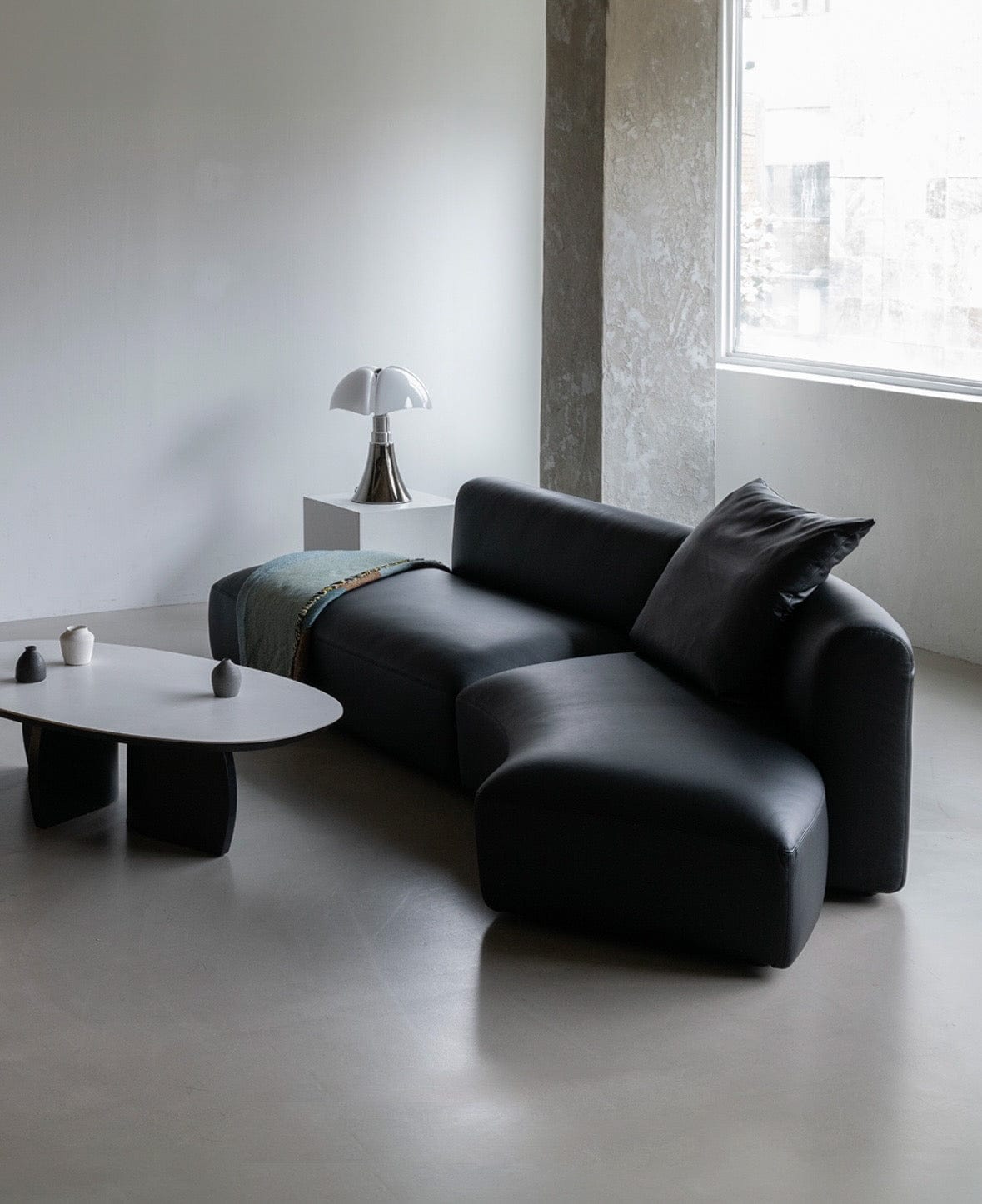 Home Atelier Liam Scratch Resistant Curve Sofa