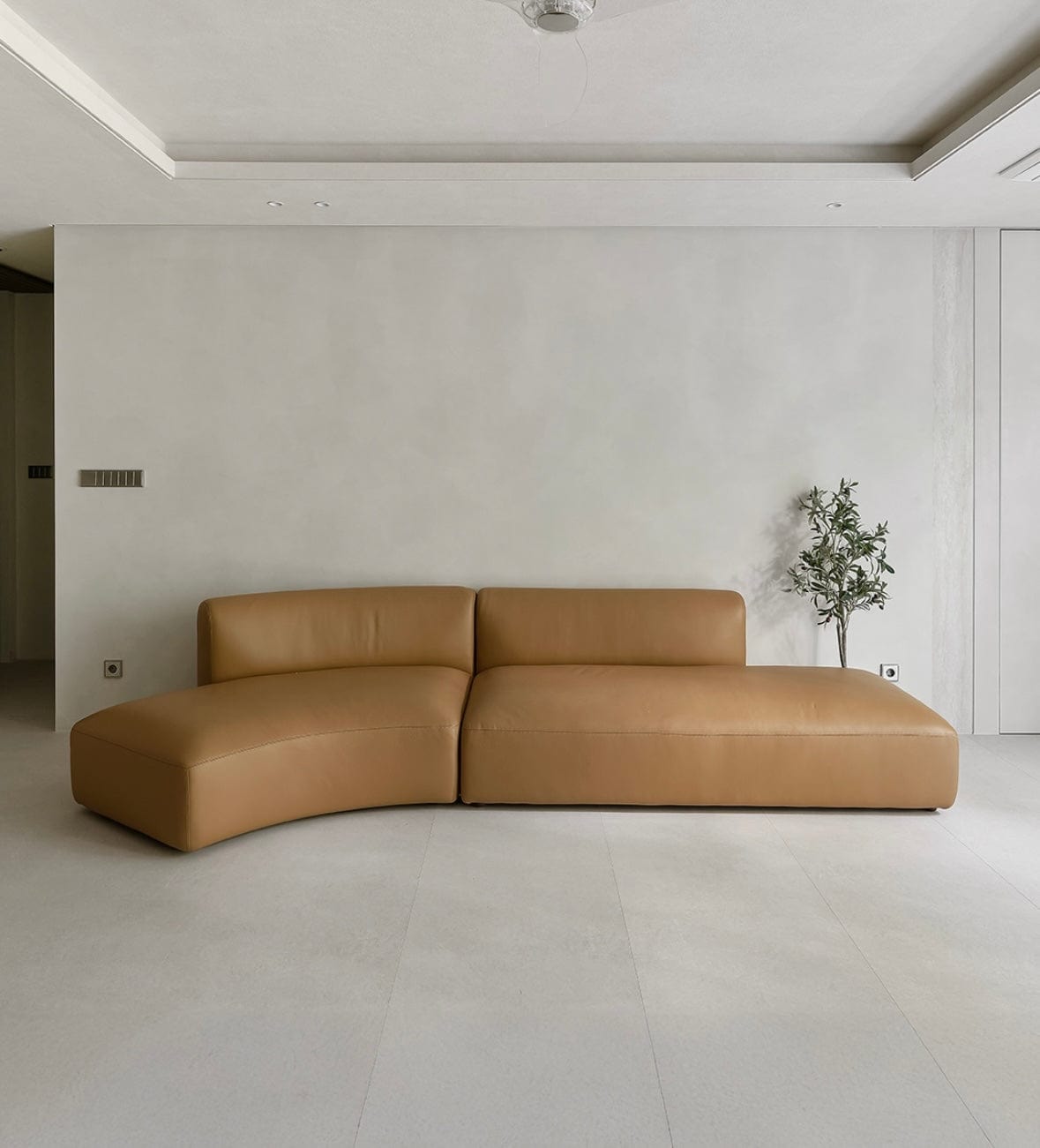 Home Atelier Liam Scratch Resistant Curve Sofa