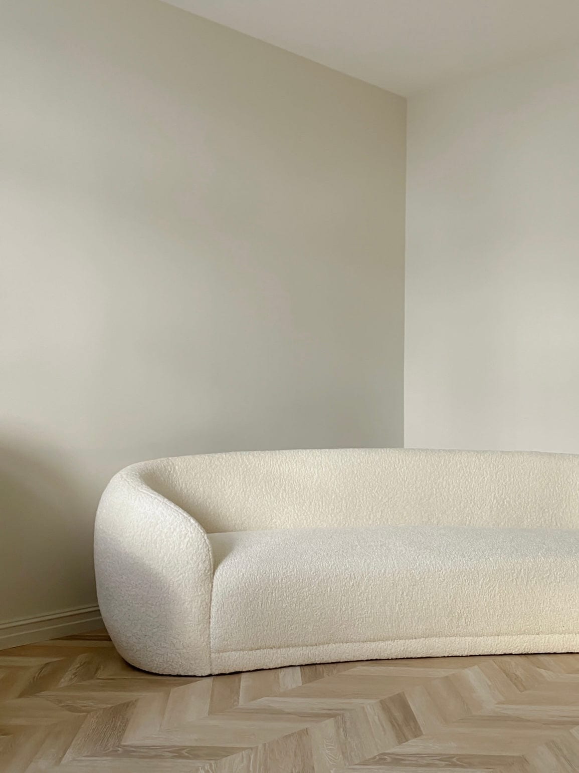 Home Atelier Loreto Performance Boucle Curve Sofa