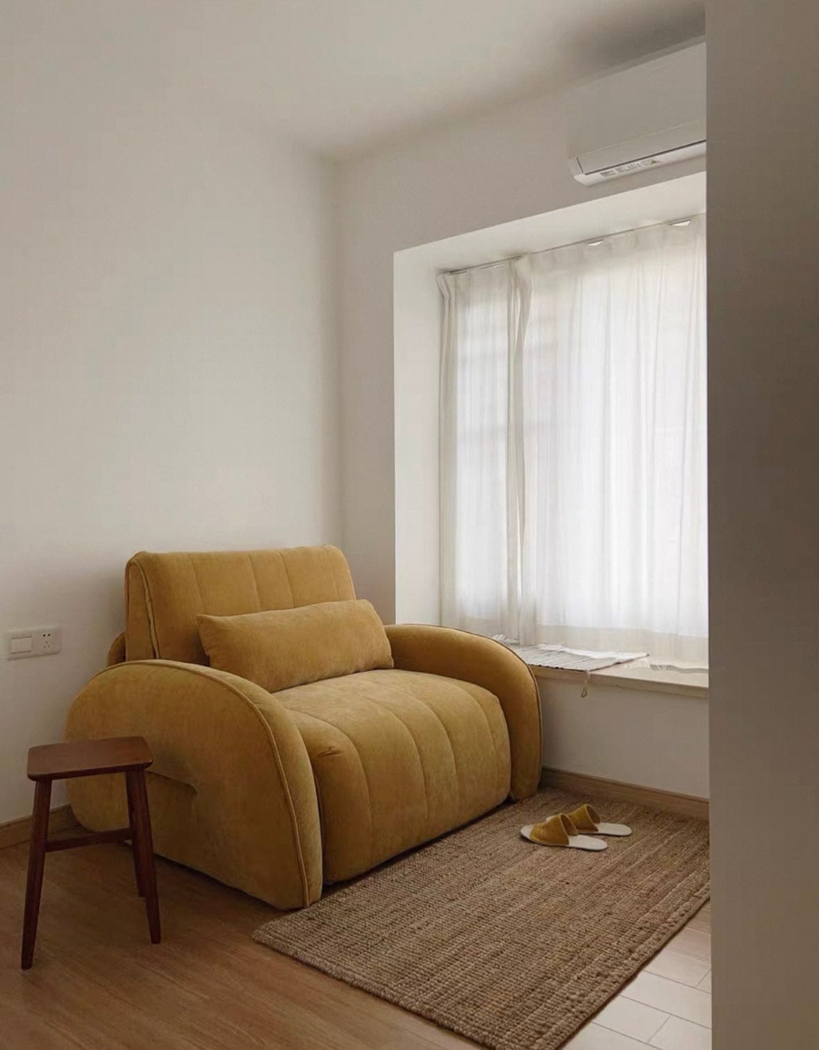 Home Atelier Reila Electric Extendable Sofa Bed