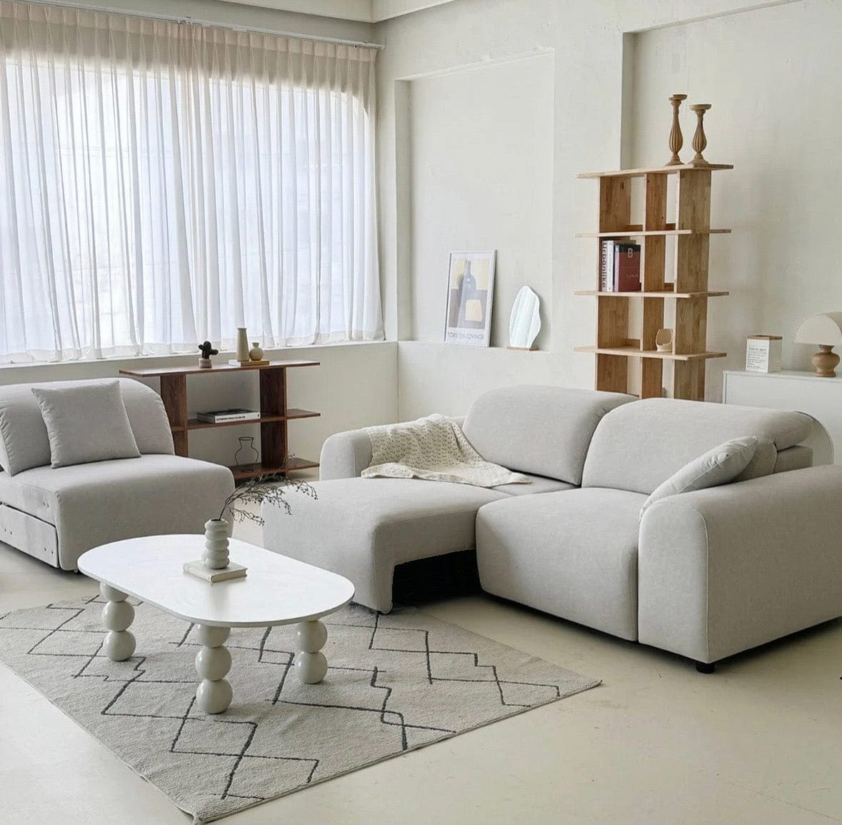 Home Atelier Rumi Scratch Resistant Electric Motorized Sofa Bed
